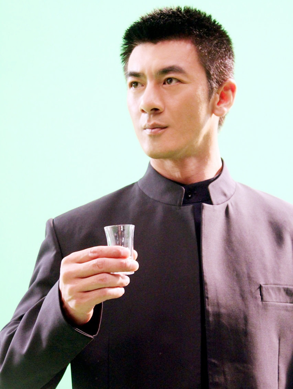 明星照片、明星藝術(shù)照、明星個(gè)人資料和圖片、明星代言費(fèi)用報(bào)價(jià)、明星商演價(jià)格、明星經(jīng)紀(jì)公司、明星經(jīng)紀(jì)人、明星商務(wù)合作多少錢
